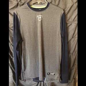 Under Armor shirt & shorts . Gym Ready 🏋️